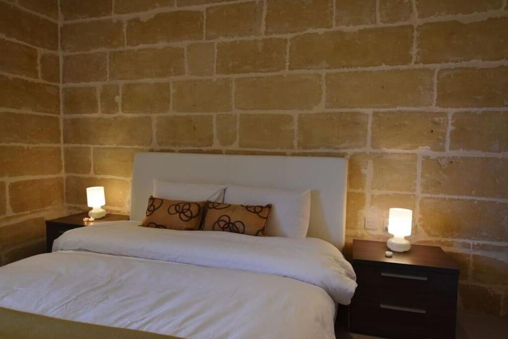 Vallettastay - Lucky Star Two Bedroom 403 Apartman *